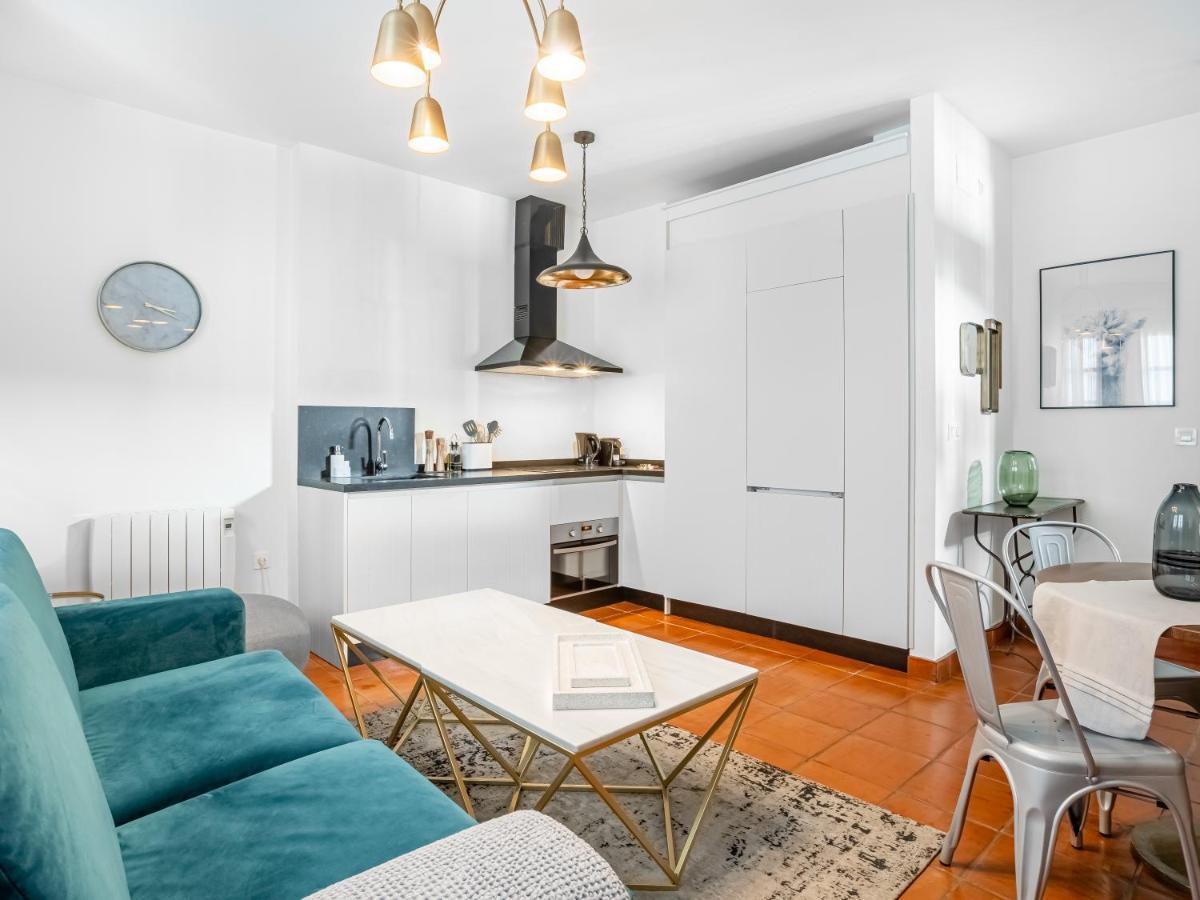 Limehome Granada Calle Santa Ana Екстер'єр фото