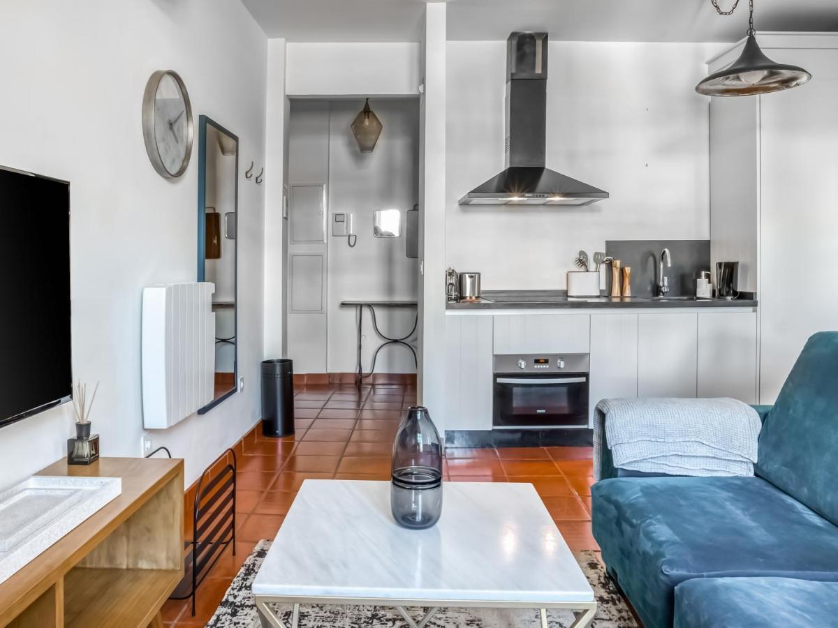Limehome Granada Calle Santa Ana Екстер'єр фото