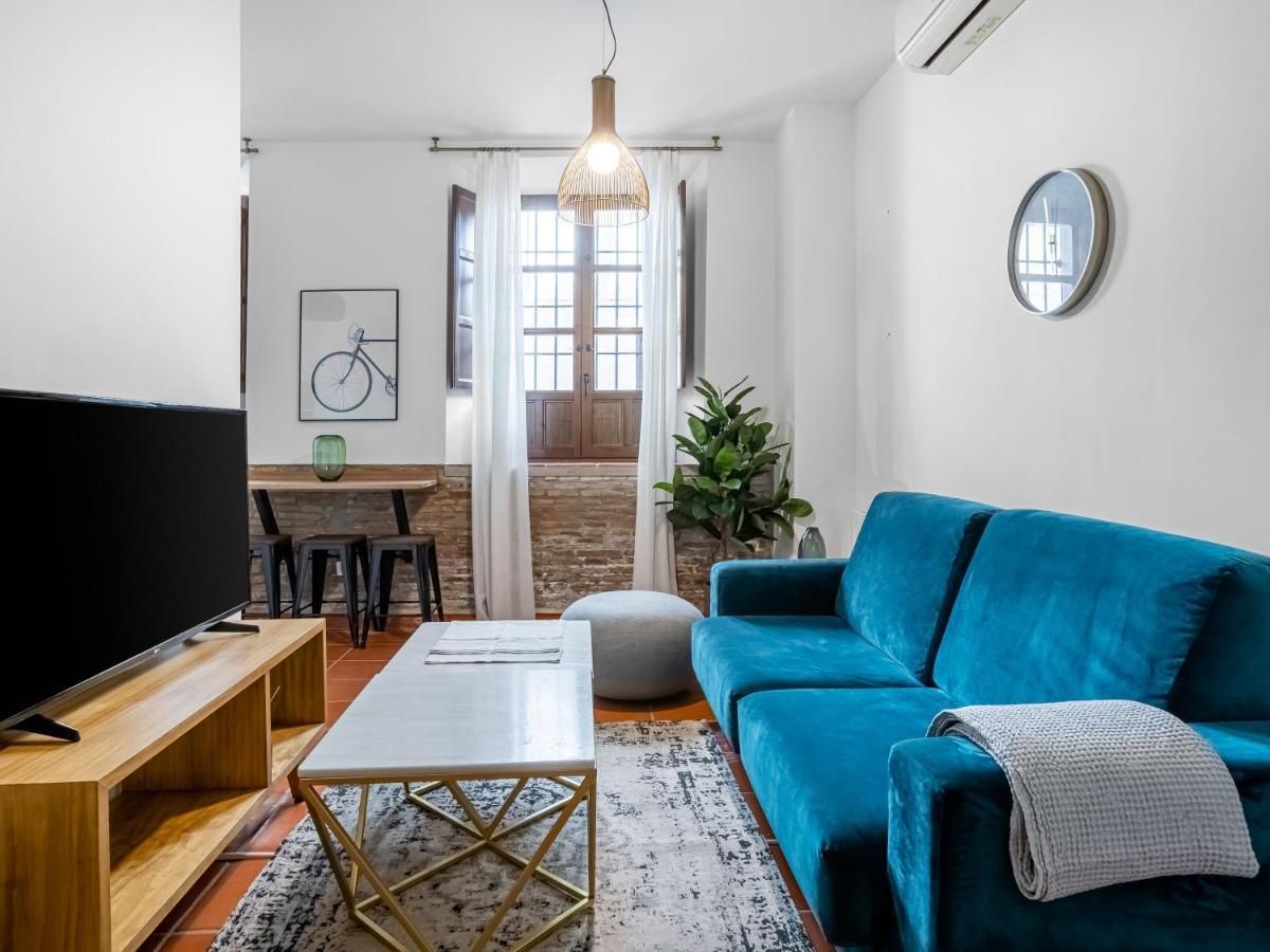 Limehome Granada Calle Santa Ana Екстер'єр фото