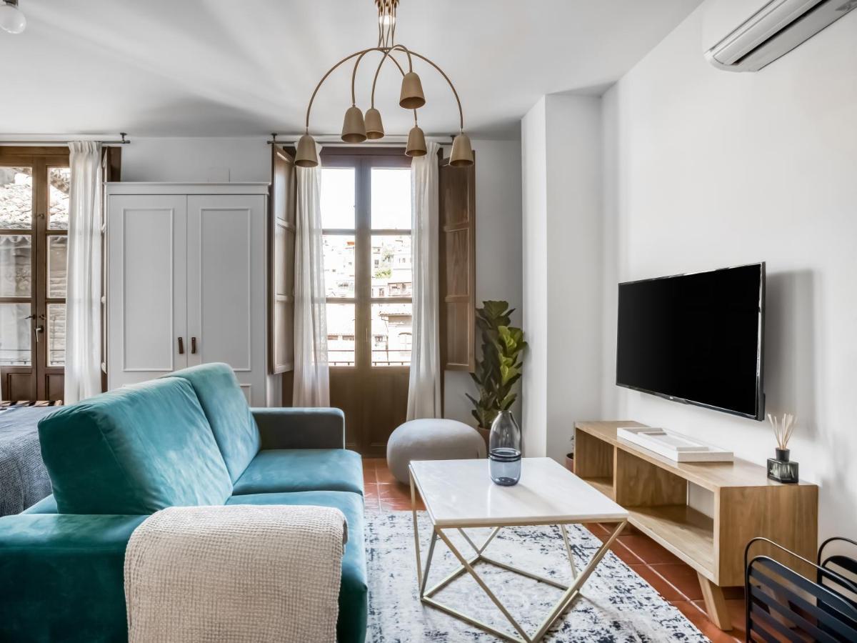 Limehome Granada Calle Santa Ana Екстер'єр фото